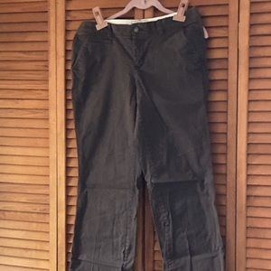 Old navy khakis chocolate brown size a low rise straight leg pants
